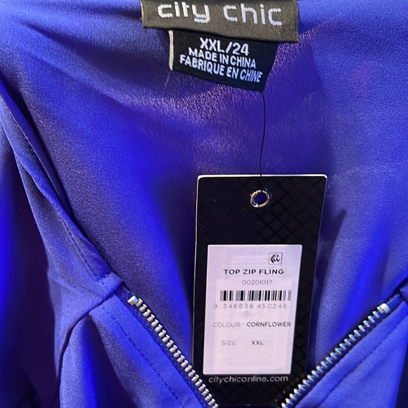 Bought from Macys. Brand is City Chic Size XXL/24 - Picture 2 of 2